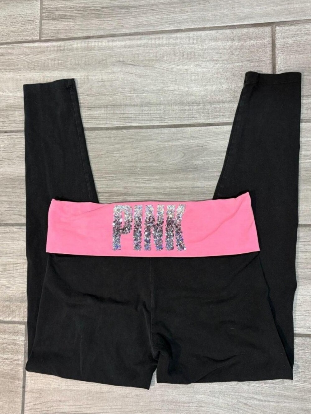 *PINK Victoria's Secret Vintage PINK BLING Leggings ππ©·(2011 Collection)!!